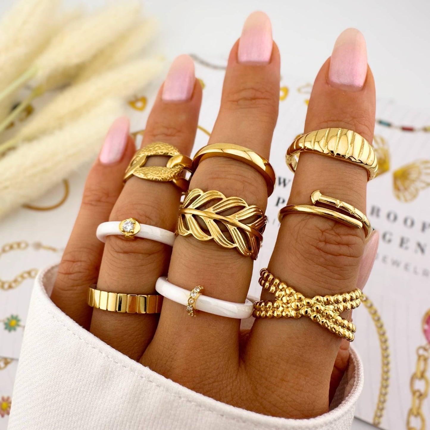 Palm Finger Ring