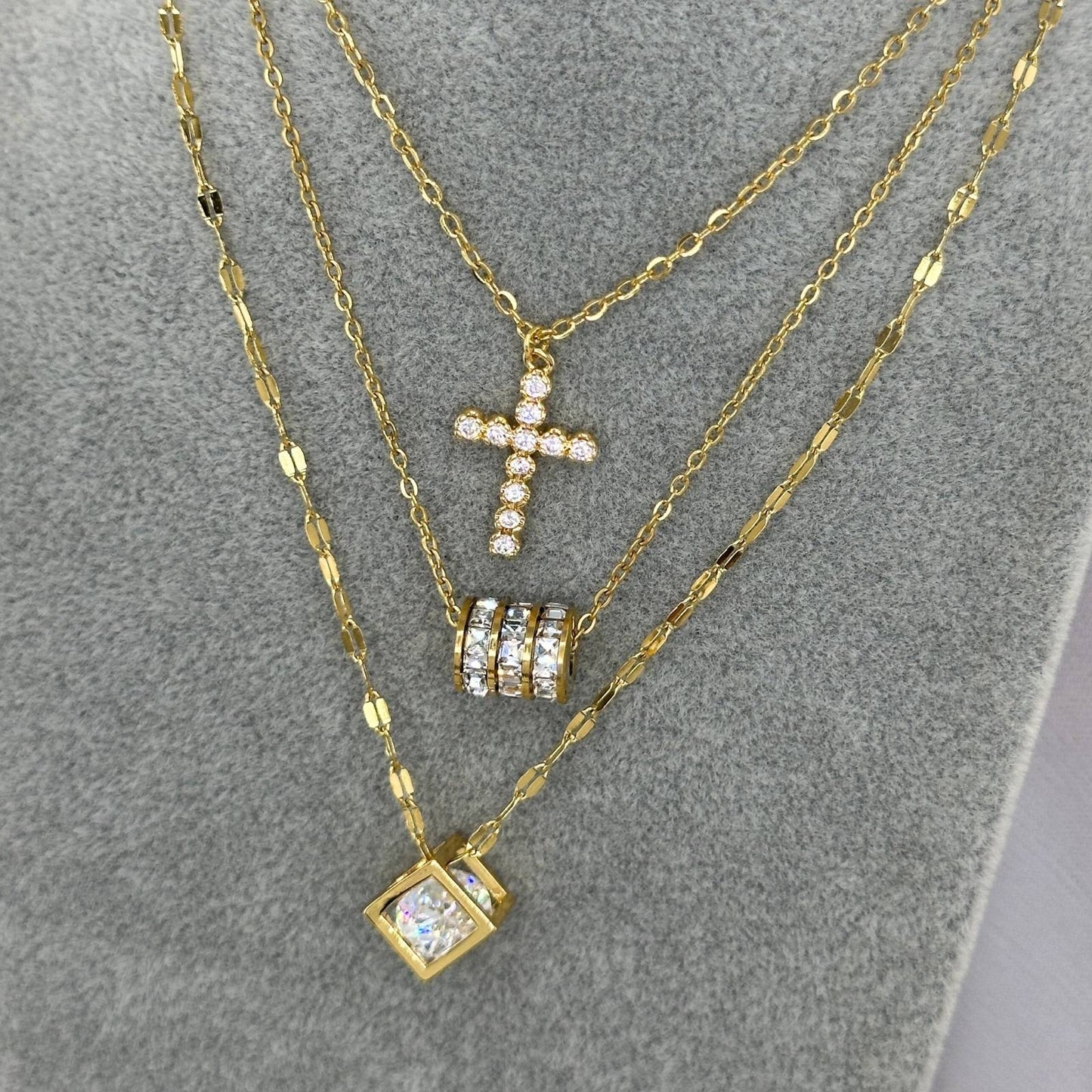 Dainty Cross Necklace