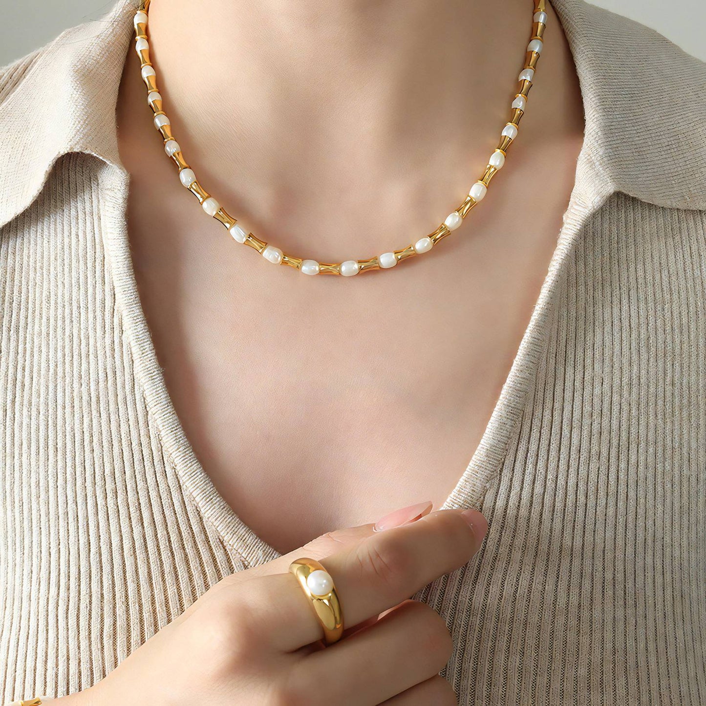 Elegant Baroque Pearl Necklace